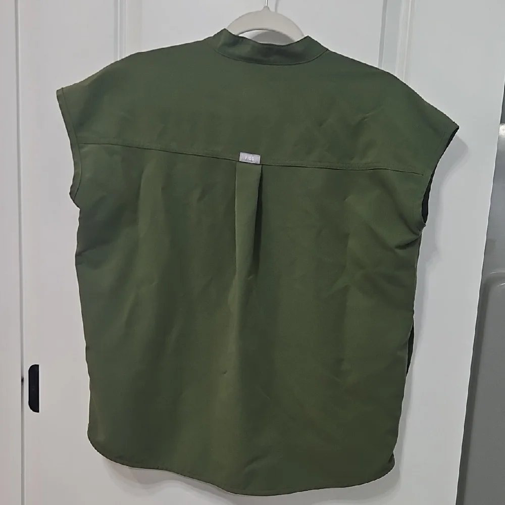 Figs Rafella Scrub Top - Picture 3 of 3